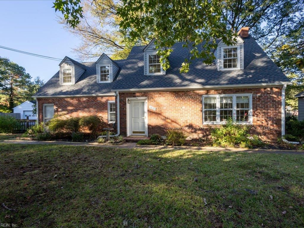 Photo of 3656 Kentucky Avenue, Norfolk, VA 23502 (MLS # 10606813)