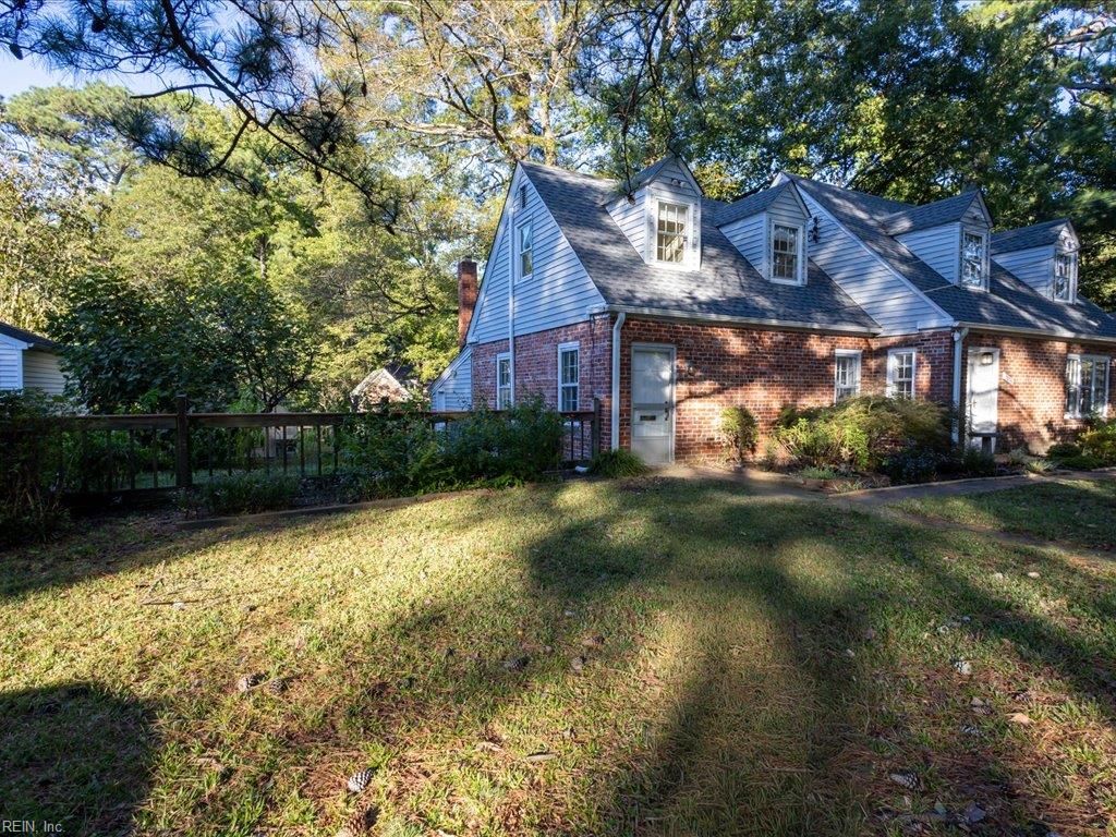 Photo of 3656 Kentucky Avenue, Norfolk, VA 23502 (MLS # 10606813)