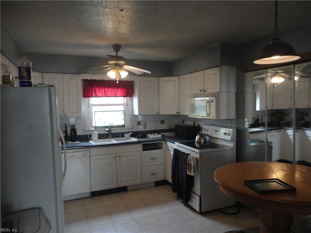 Photo of 3511 Hoby Court #Ct, Virginia Beach, VA 23462 (MLS # 10619300)