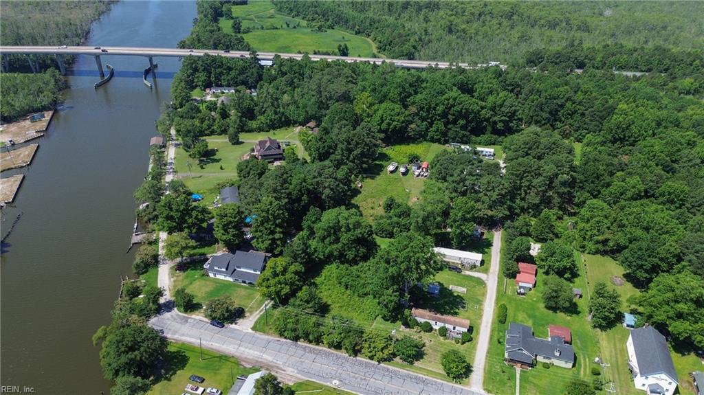 150 Hampton RD