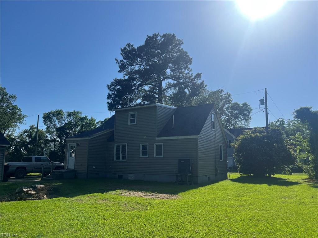 1715 Kresler PL