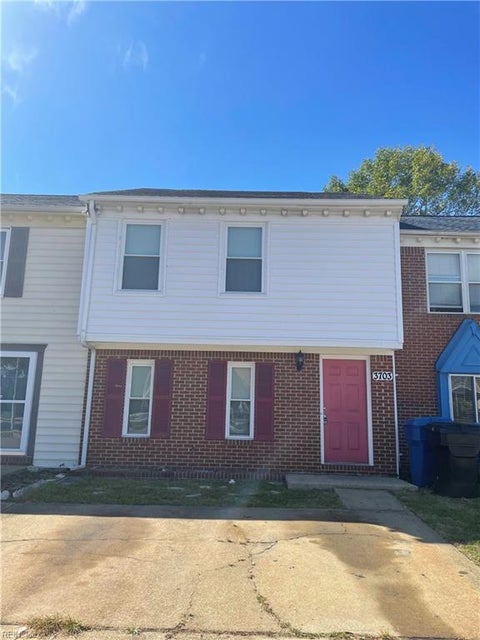 Photo of 3703 Canadian Arch, Virginia Beach, VA 23456 (MLS # 10658093)