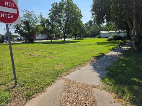 Photo for 300 15th Street RD