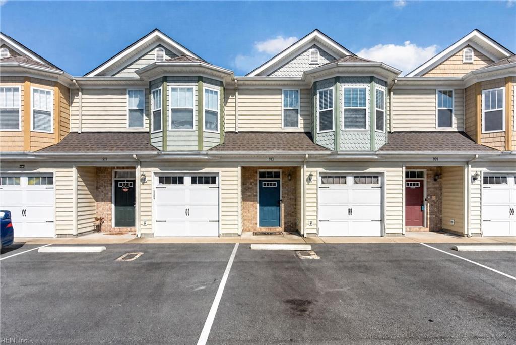 Photo of 913 Deep Creek Run, Chesapeake, VA 23323 (MLS # 10649545)