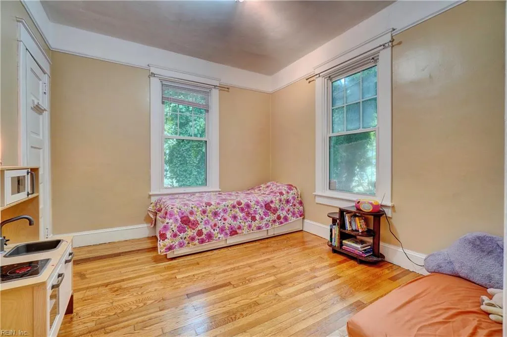 Portsmouth, Virginia 23707, United States, 3 Bedrooms Bedrooms, ,1 BathroomBathrooms,Residential,Pending,209124