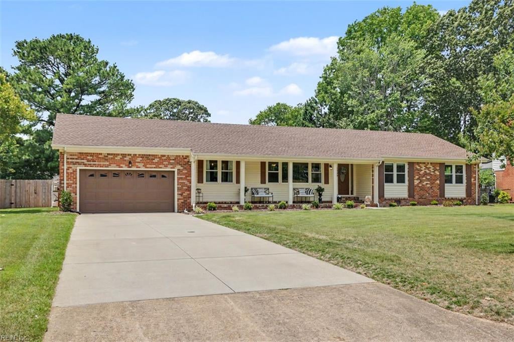 1509 Baycliff LN