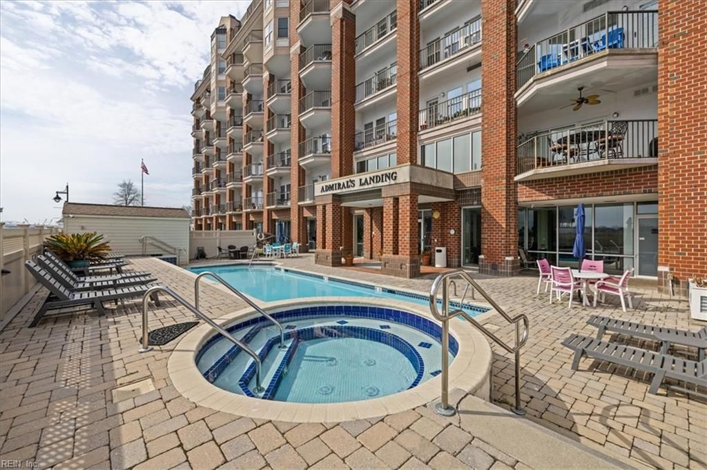 Photo of 475 Water Street #515, Portsmouth, VA 23704 (MLS # 10624641)