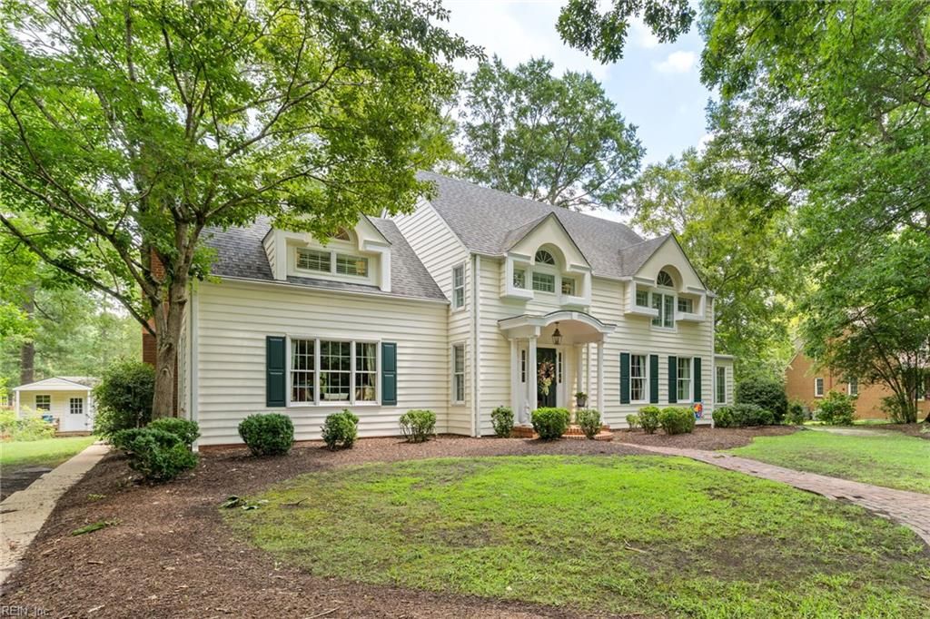 Photo of 108 Lake Crescent, Franklin, VA 23851 (MLS # 10616817)