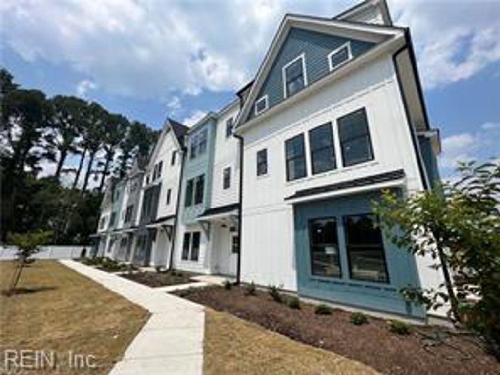 Photo of 908 Jennings Ln Ln, Chesapeake, VA 23322 (MLS # 10617014)