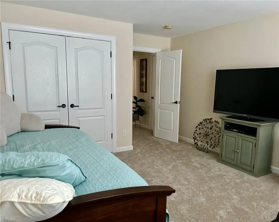 Virginia Beach, Virginia 23455, United States, 4 Bedrooms Bedrooms, ,3 BathroomsBathrooms,Residential,Pending,30686