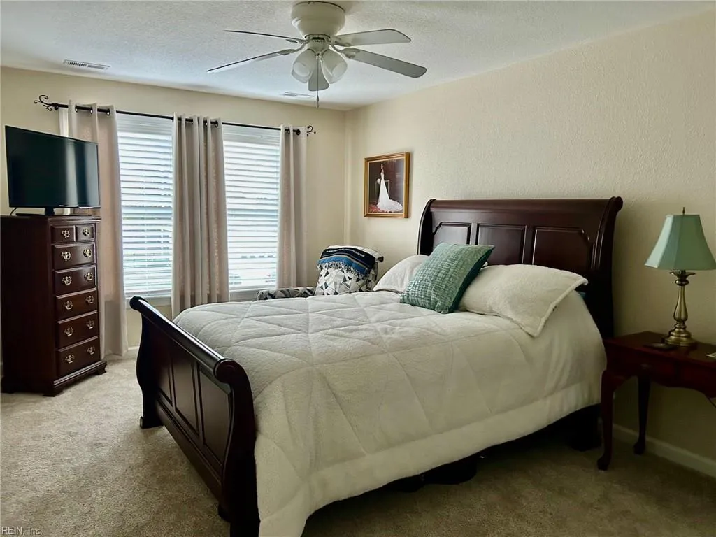 Virginia Beach, Virginia 23455, United States, 4 Bedrooms Bedrooms, ,3 BathroomsBathrooms,Residential,Pending,30686