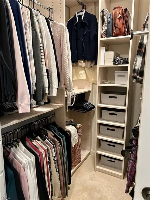 Virginia Beach, Virginia 23455, United States, 4 Bedrooms Bedrooms, ,3 BathroomsBathrooms,Residential,Pending,30686