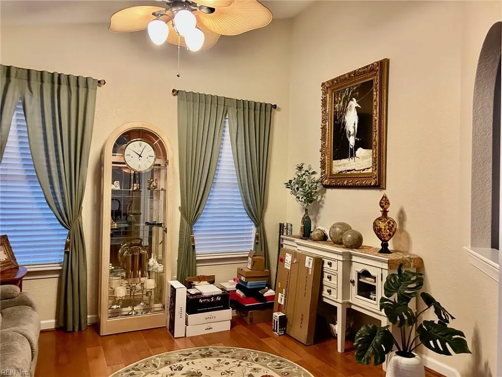 Virginia Beach, Virginia 23455, United States, 4 Bedrooms Bedrooms, ,3 BathroomsBathrooms,Residential,Pending,30686