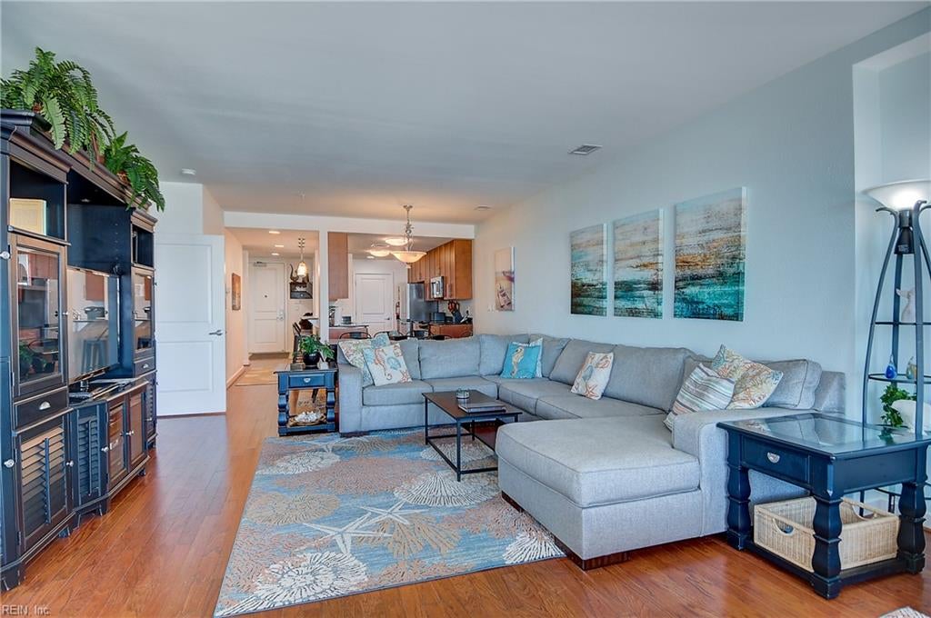 3700 Sandpiper Rd 314