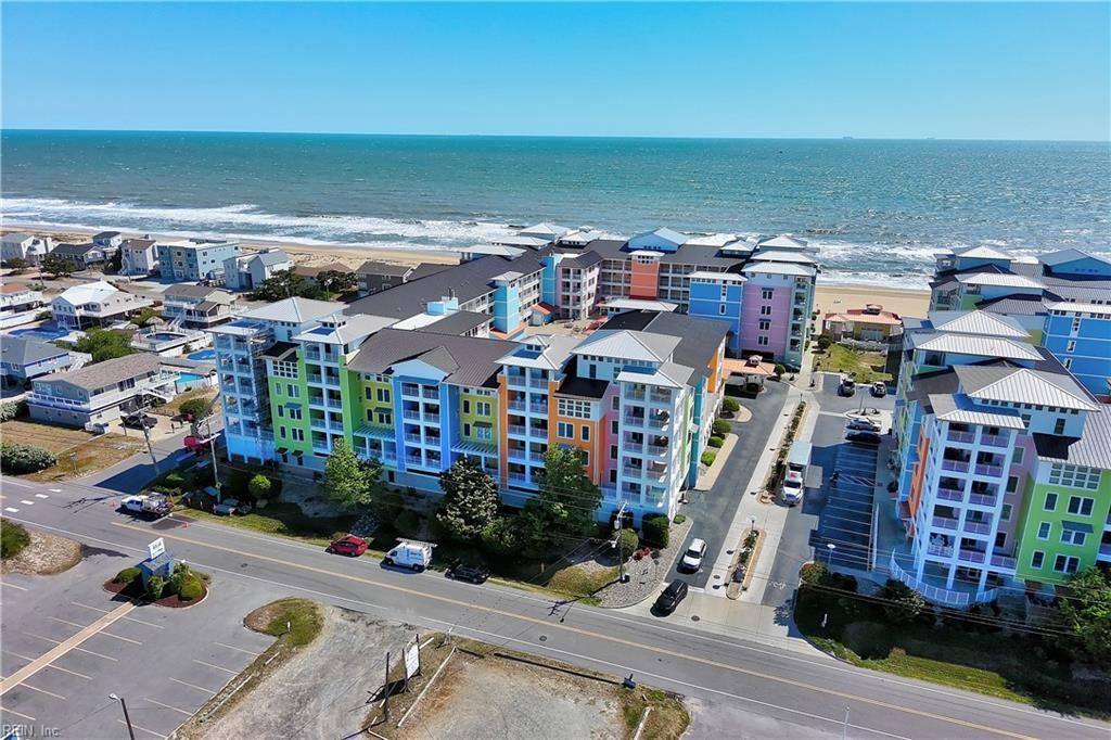 Photo of 3700 Sandpiper Rd Rd #314, Virginia Beach, VA 23456 (MLS # 10631981)