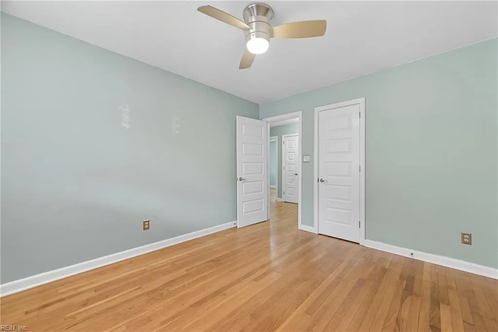 Norfolk, Virginia 23503, United States, 4 Bedrooms Bedrooms, ,2 BathroomsBathrooms,Residential,Pending,213645