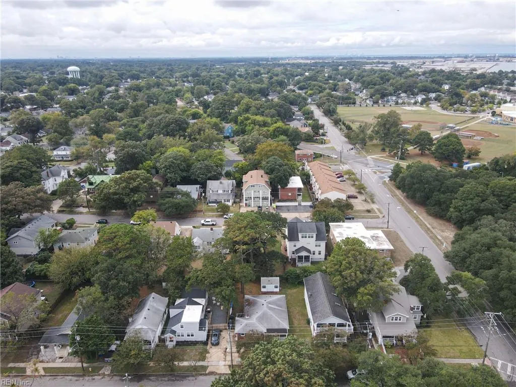 Norfolk, Virginia 23503, United States, 4 Bedrooms Bedrooms, ,2 BathroomsBathrooms,Residential,Pending,213645
