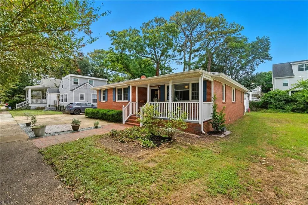 Norfolk, Virginia 23503, United States, 4 Bedrooms Bedrooms, ,2 BathroomsBathrooms,Residential,Pending,213645