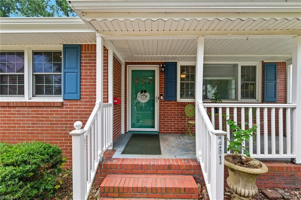 Norfolk, Virginia 23503, United States, 4 Bedrooms Bedrooms, ,2 BathroomsBathrooms,Residential,Pending,213645