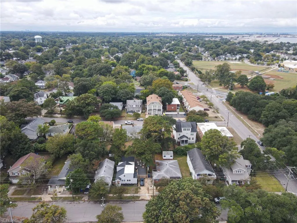 Norfolk, Virginia 23503, United States, 4 Bedrooms Bedrooms, ,2 BathroomsBathrooms,Residential,Pending,213645