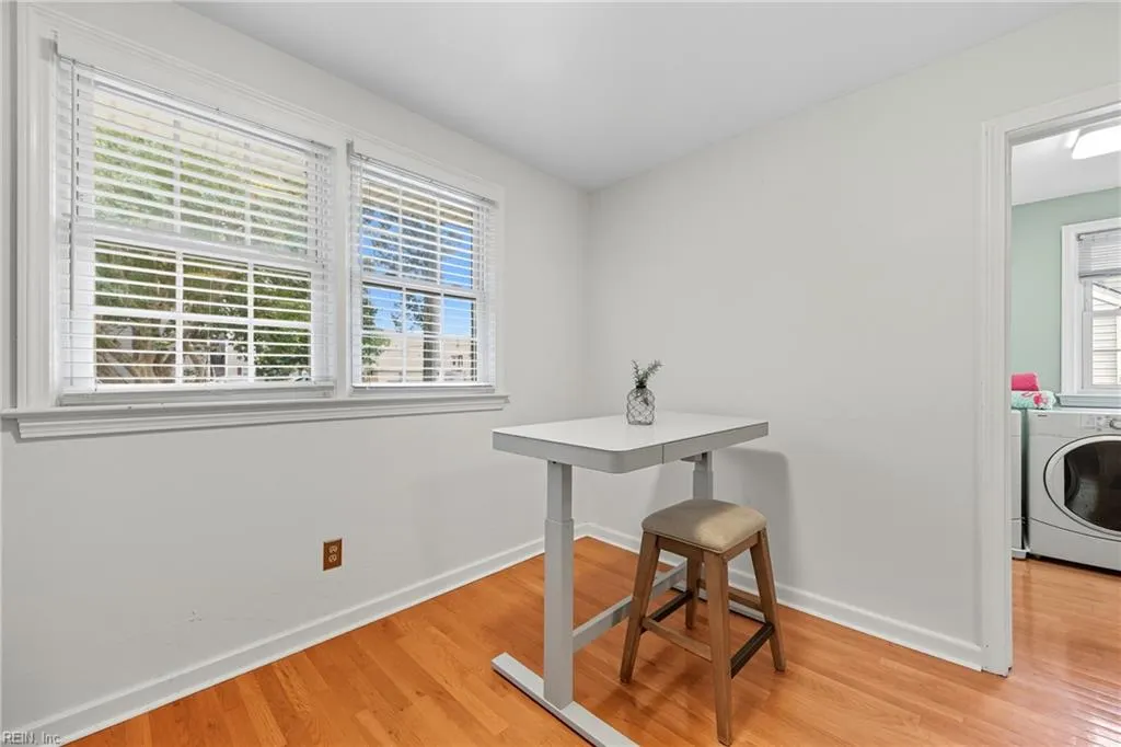 Norfolk, Virginia 23503, United States, 4 Bedrooms Bedrooms, ,2 BathroomsBathrooms,Residential,Pending,213645