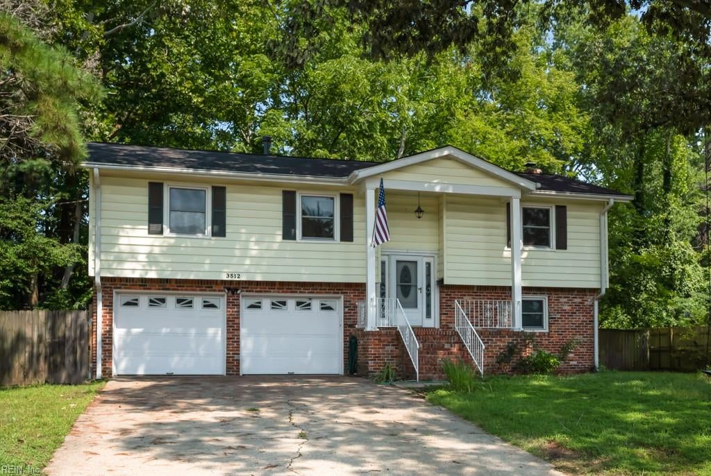 Photo of 3512 Royal Palm Arch, Virginia Beach, VA 23452 (MLS # 10646746)