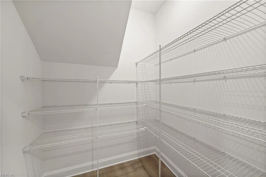 Windsor, Virginia 23487, United States, 4 Bedrooms Bedrooms, ,3 BathroomsBathrooms,Residential,Active,243030