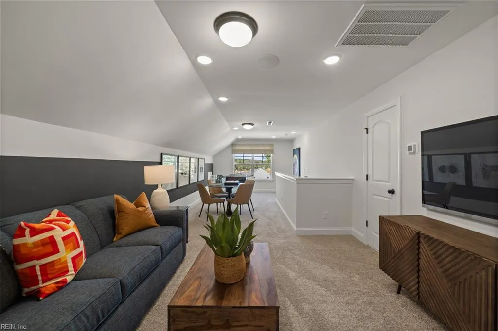 Windsor, Virginia 23487, United States, 4 Bedrooms Bedrooms, ,3 BathroomsBathrooms,Residential,Active,243030