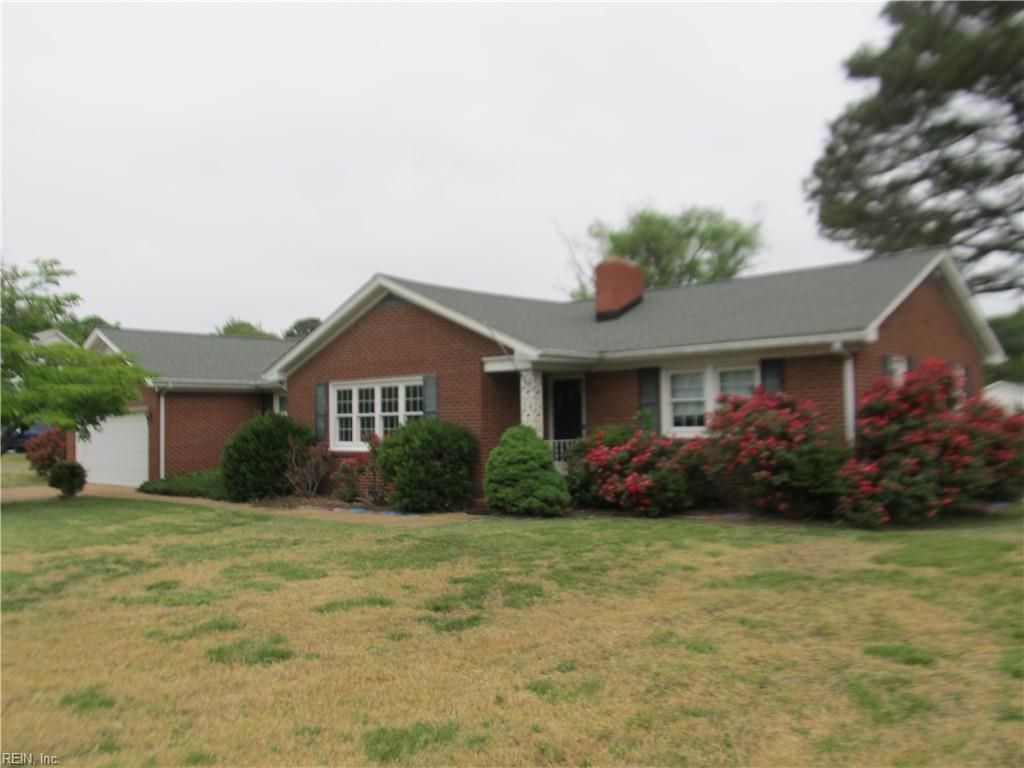 Photo of 6743 Williams Landing Road, Hayes, VA 23072 (MLS # 10632193)