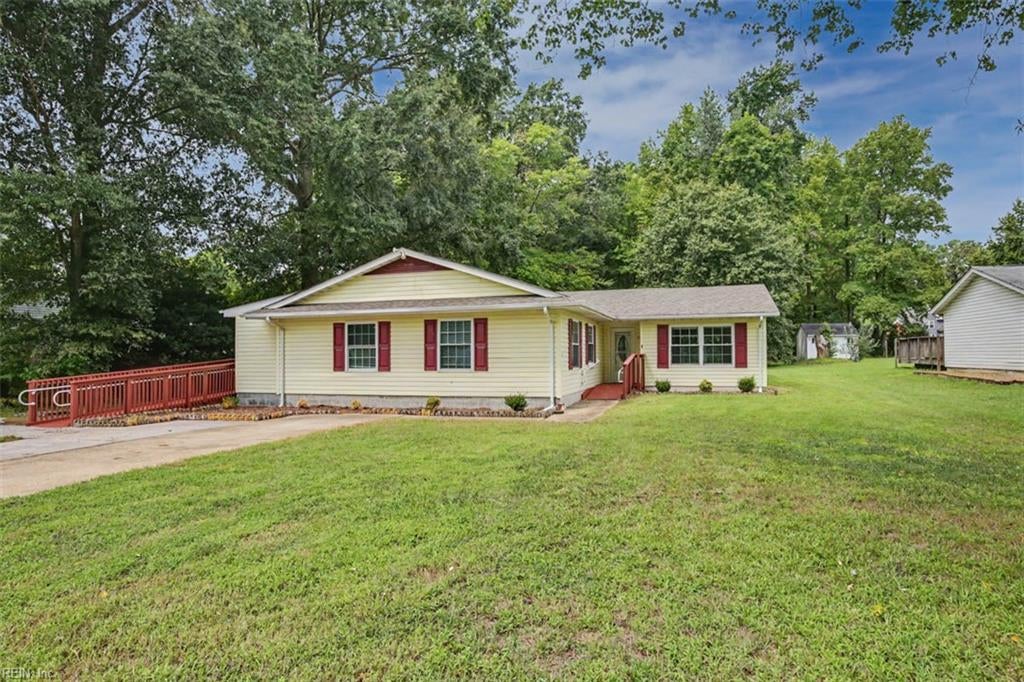 Photo of 471 Richneck Road, Newport News, VA 23608 (MLS # 10651580)