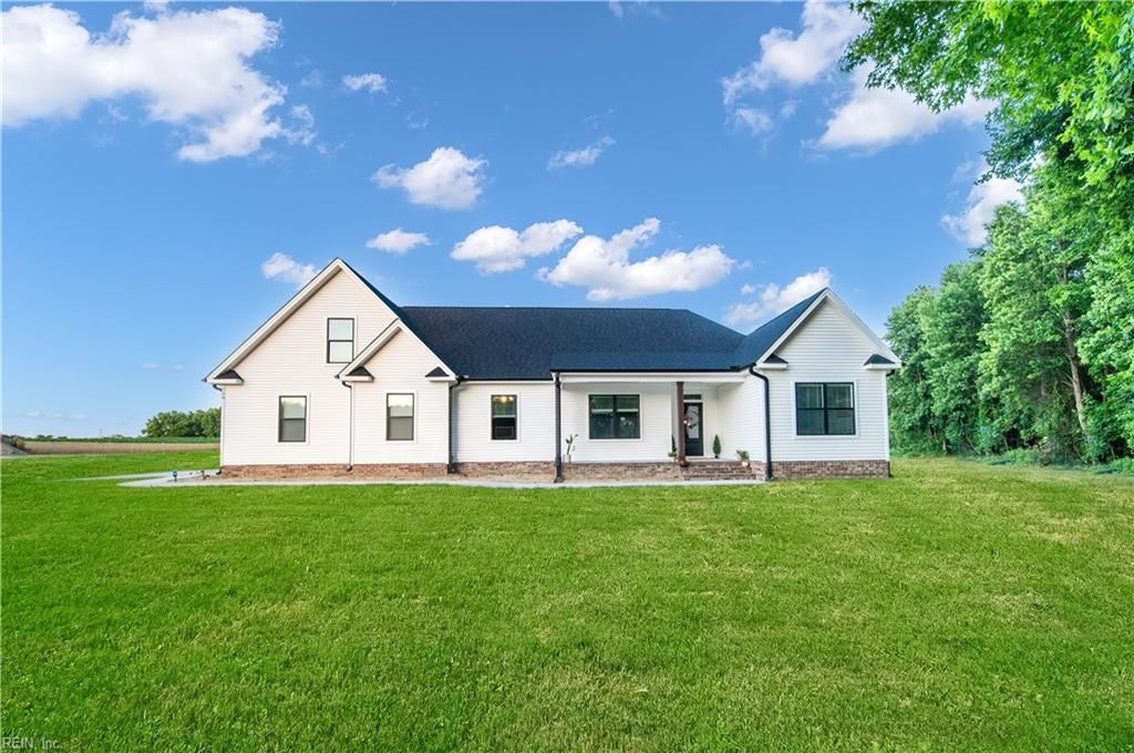 Photo of 4AC OLD STAGE Highway, Smithfield, VA 23430 (MLS # 10605955)