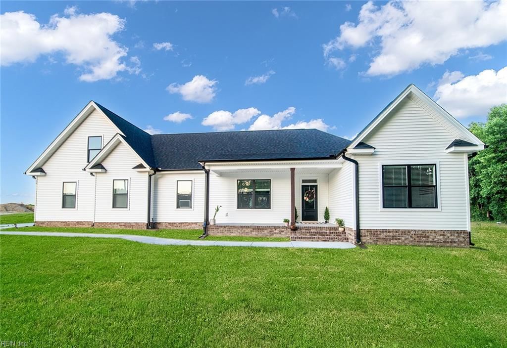 Photo of 4AC OLD STAGE Highway, Smithfield, VA 23430 (MLS # 10605955)
