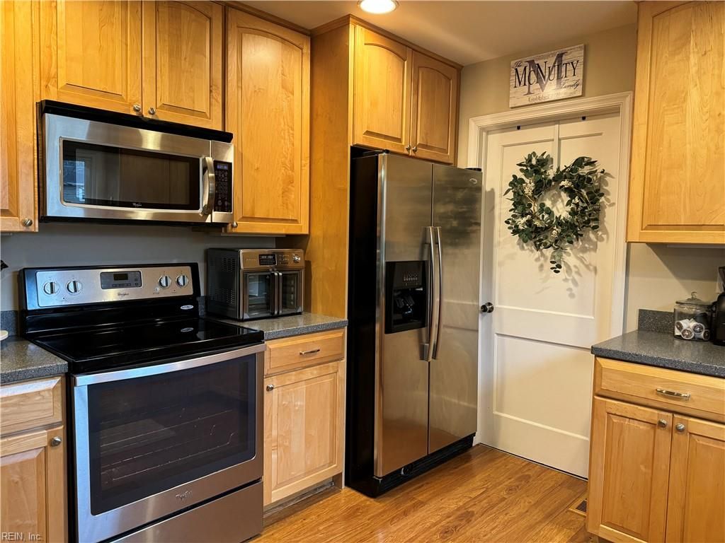 Photo of 3716 S Queensgrove Circle, Virginia Beach, VA 23452 (MLS # 10612094)