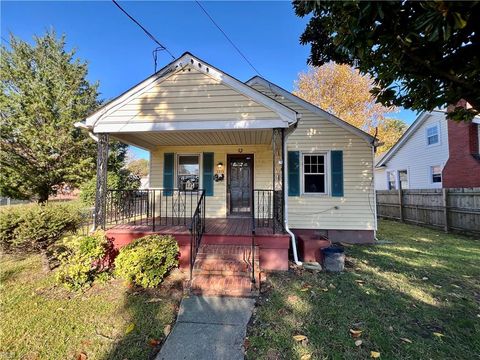 Photo of 2212 Orcutt Avenue, Newport News, VA 23607 (MLS # 10608417)