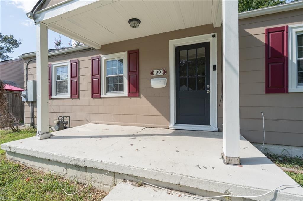 Photo of 29 Fiske Street, Portsmouth, VA 23702 (MLS # 10651606)