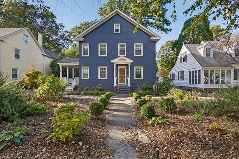 Photo of 35 Westover Road, Newport News, VA 23601 (MLS # 10607271)