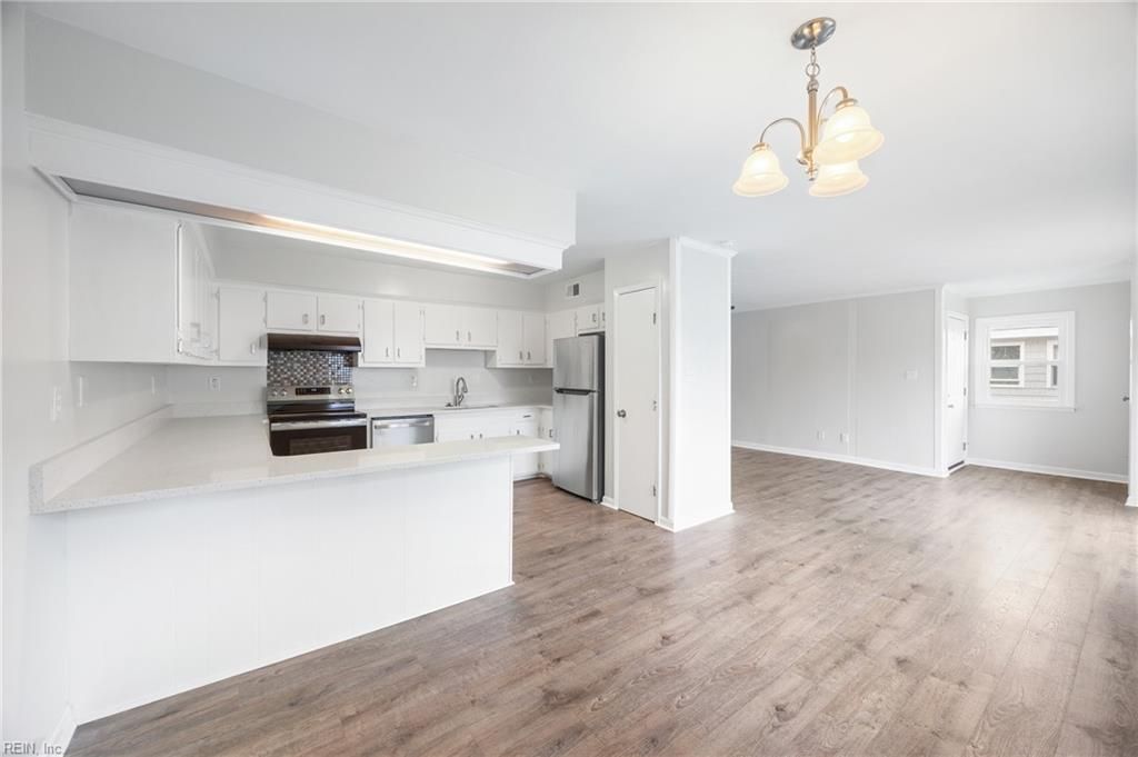 Photo of 4406 Ocean View Avenue, Virginia Beach, VA 23455 (MLS # 10633960)