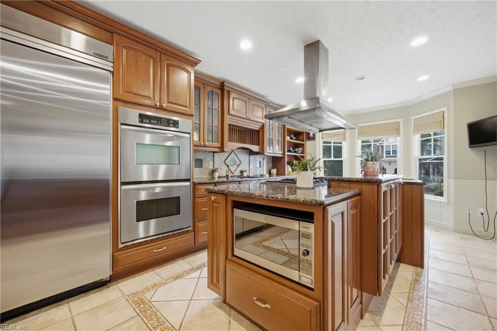 Photo of 108 Lake Pointe Drive, Newport News, VA 23603 (MLS # 10636299)