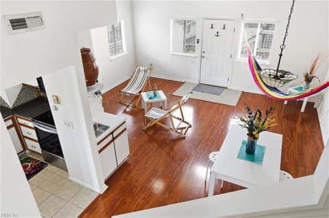 Photo for 835 Little Bay AVE E