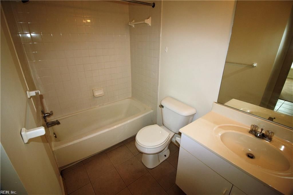 Photo of 516 Rue Marseille, Chesapeake, VA 23320 (MLS # 10622652)