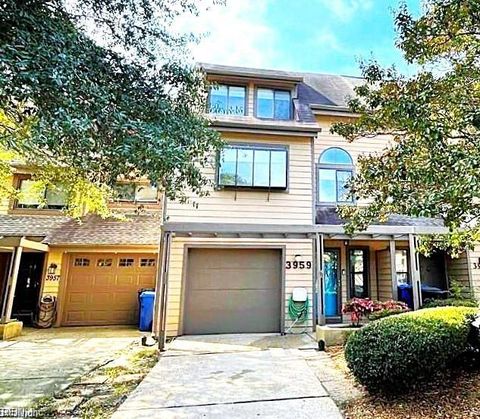 Photo of 3959 Aeries Way, Virginia Beach, VA 23455 (MLS # 10610381)