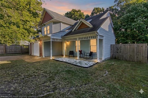 Photo of 882 Belvoir Circle, Newport News, VA 23608 (MLS # 10642880)