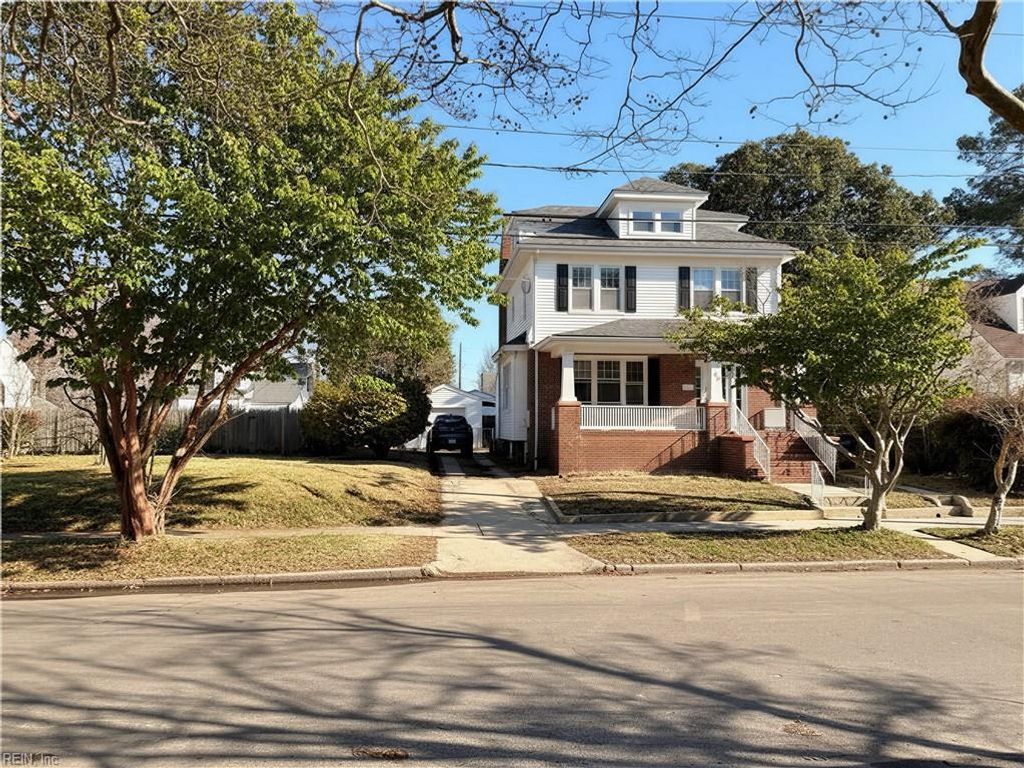 Photo of 1720 Ashland Avenue, Norfolk, VA 23509 (MLS # 10623005)