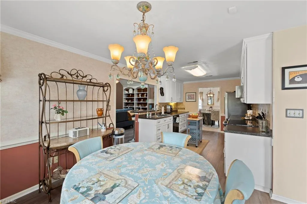 Chesapeake, Virginia 23322, United States, 4 Bedrooms Bedrooms, ,3 BathroomsBathrooms,Residential,Active,103842