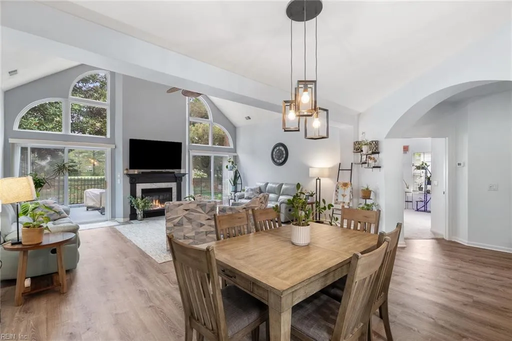 Virginia Beach, Virginia 23456, United States, 4 Bedrooms Bedrooms, ,3 BathroomsBathrooms,Residential,Active,108163