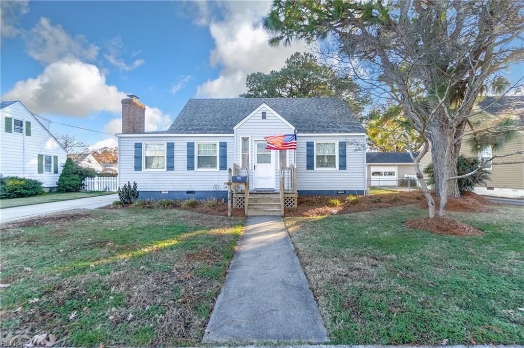 Photo of 405 Farrell Street #B, Norfolk, VA 23503 (MLS # 10624396)