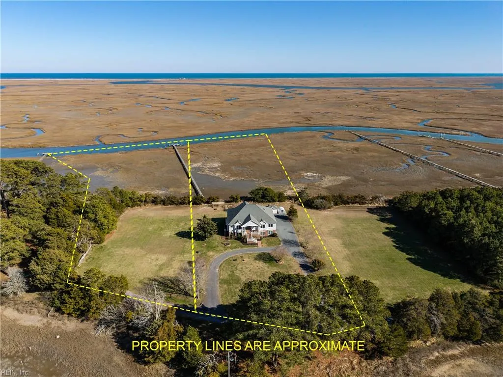 Accomac, Virginia 23301, United States, 4 Bedrooms Bedrooms, ,3 BathroomsBathrooms,Residential,Active,96039