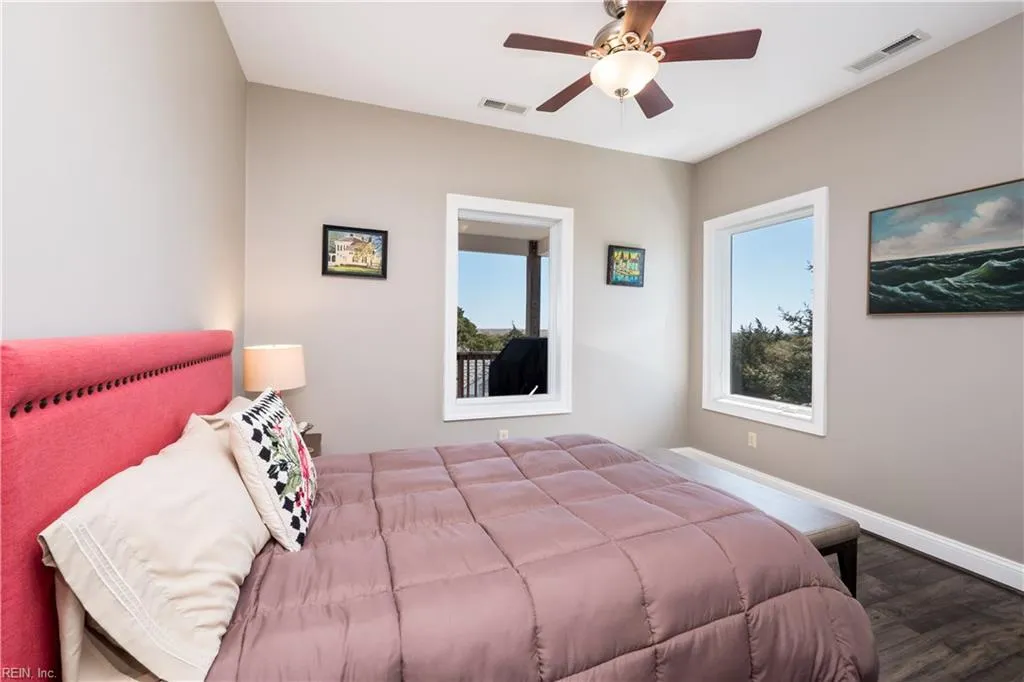 Accomac, Virginia 23301, United States, 4 Bedrooms Bedrooms, ,3 BathroomsBathrooms,Residential,Active,96039