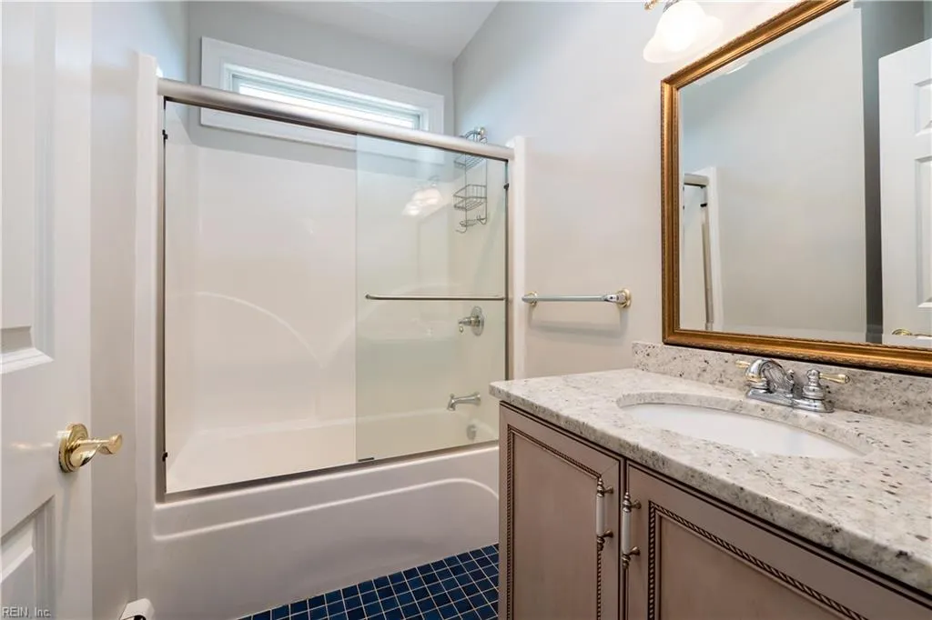 Accomac, Virginia 23301, United States, 4 Bedrooms Bedrooms, ,3 BathroomsBathrooms,Residential,Active,96039