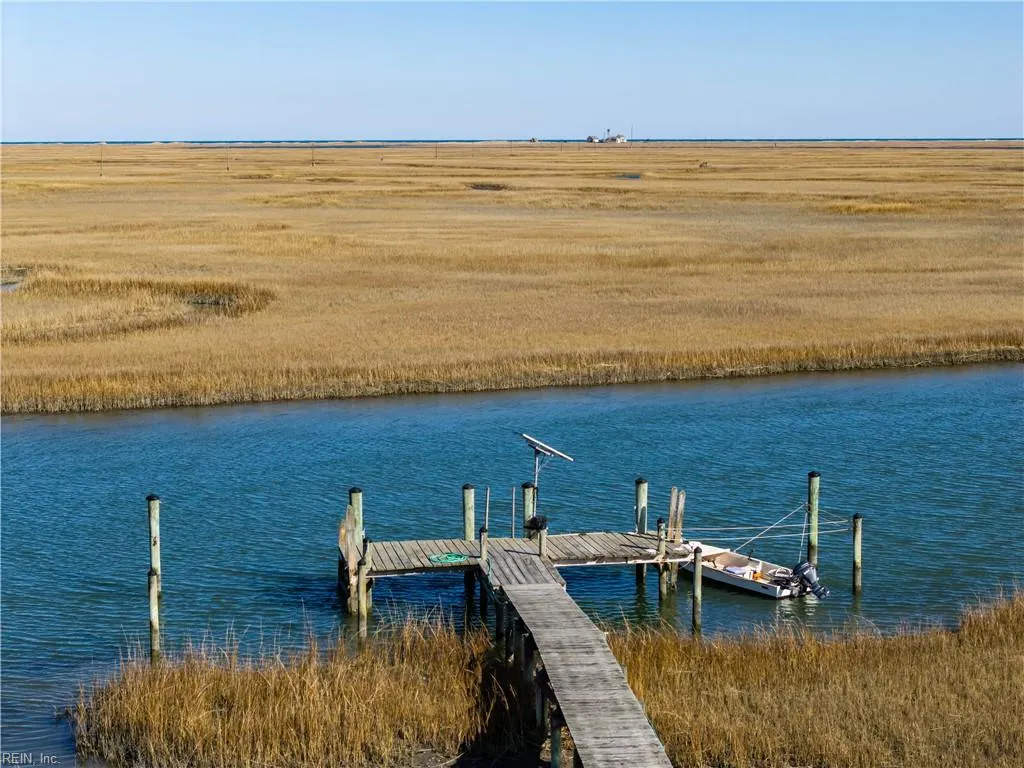 Accomac, Virginia 23301, United States, 4 Bedrooms Bedrooms, ,3 BathroomsBathrooms,Residential,Active,96039